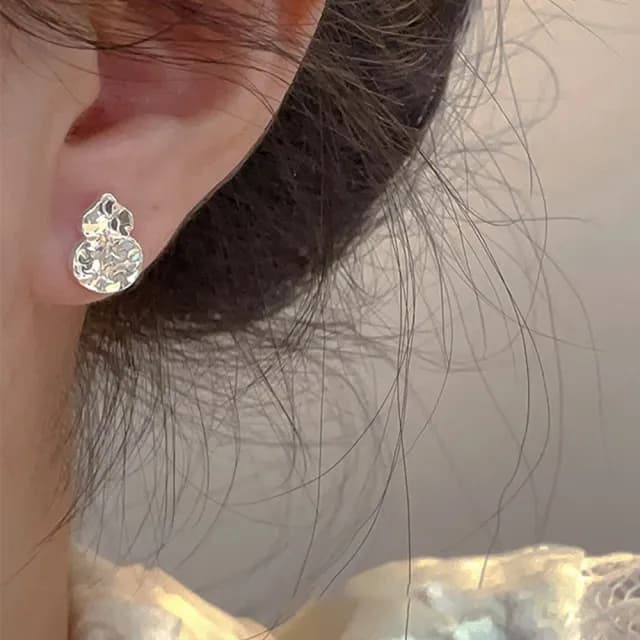 【LEESA】純銀耳環\銀針\葫蘆\耳針\耳飾\耳釘\高級感\百搭\金色耳環\送女生\耳環\女生耳環\抗敏感