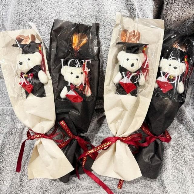 【塔克百貨】3入裝 畢業花束 蝴蝶結花束 畢業熊花束 畢業花 畢業熊 畢業禮物 畢業典禮 畢業季 玩偶花束