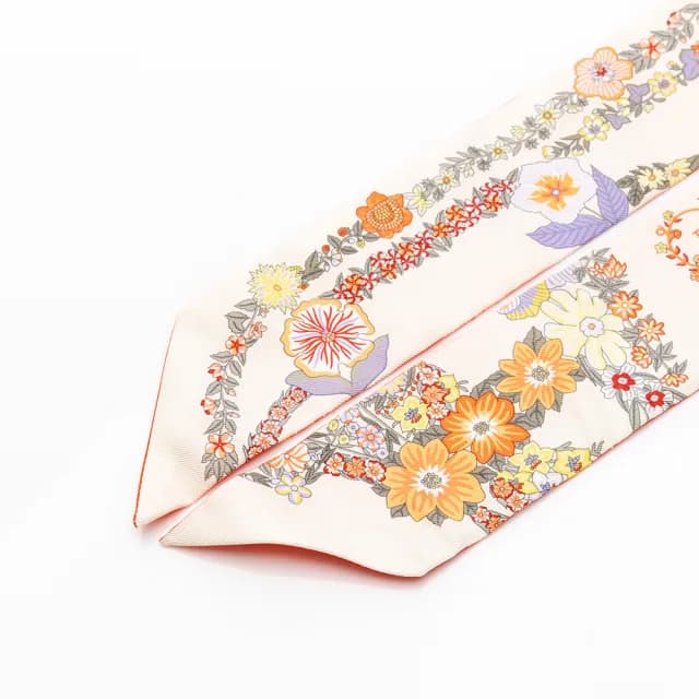 【Hermes 愛馬仕】Brides de Gala en Fleurs Twilly絲巾(香草白/橘)