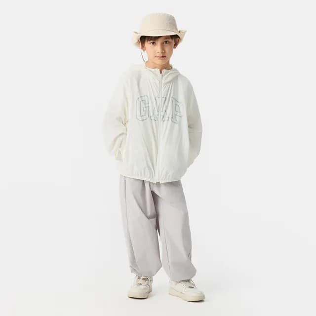 【GAP】兒童裝 Logo印花防曬連帽外套-白色(767132)