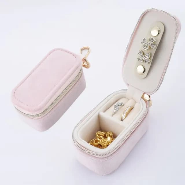 【珍藏家】韓式細節迷你天鵝絨飾品盒(隨身攜帶 外出盒 出國旅遊 首飾盒 戒指 耳環 生日禮物 珠寶)