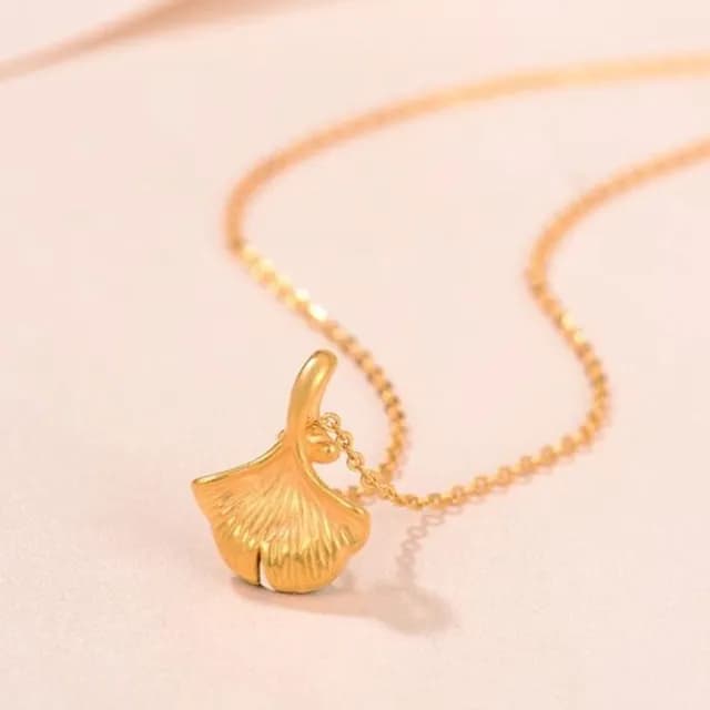 【Penny珮妮】999黃金迷你銀杏葉項鍊吊墜(母親節 交換禮物 送女友 生日禮物 情人節 尾牙 新年 結婚送禮)