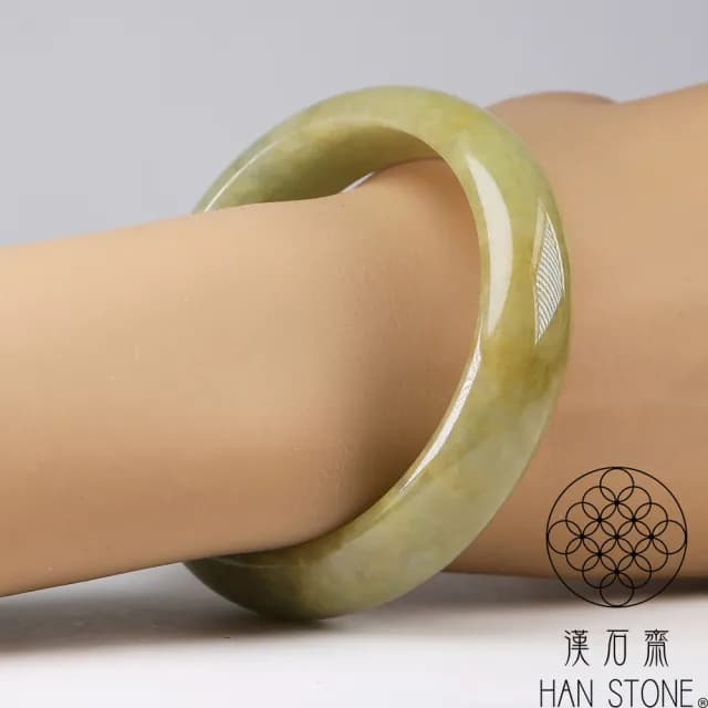 【漢石齋】情人節禮物 天然翡翠A貨 手鐲玉鐲 黃翡種飄花(手圍18.5/版寬15.7mm)