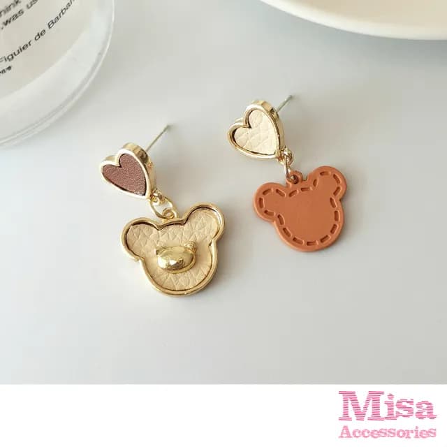 【MISA】韓國設計不對稱撞色可愛愛心小熊造型耳釘(撞色耳釘 愛心耳釘 小熊耳釘)