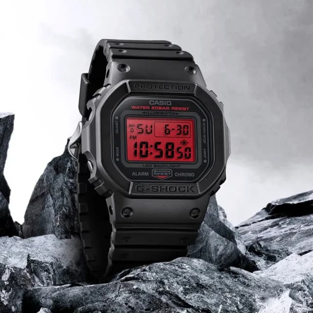 【CASIO 卡西歐】G-SHOCK 絕對強悍 經典黑紅電子錶 禮物(DW-5600BBR-1/速)