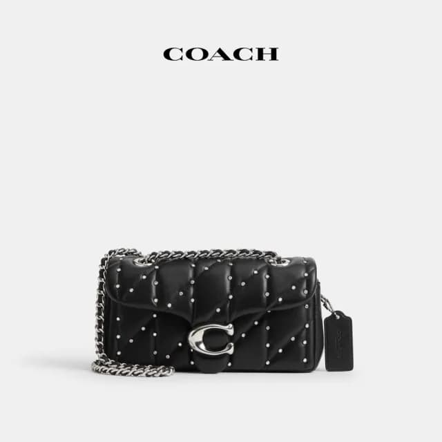 【COACH】蔻馳官方直營 TABBY PILLOW絎縫和仿水晶鉚釘20號單肩手袋-LH/黑色(CY813)