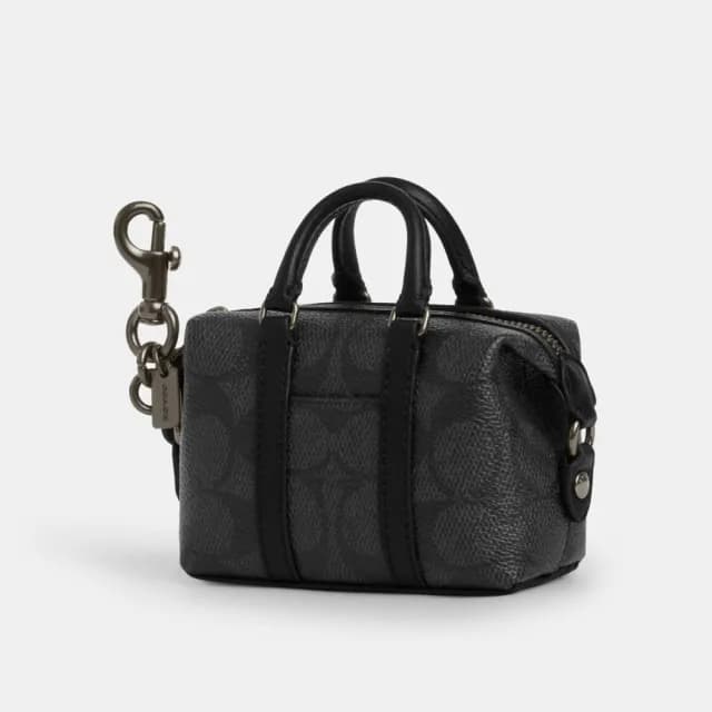 【COACH】蔻馳官方直營 TREKKER經典Logo迷你手袋掛件-QB/炭黑色/黑色(CBK63)