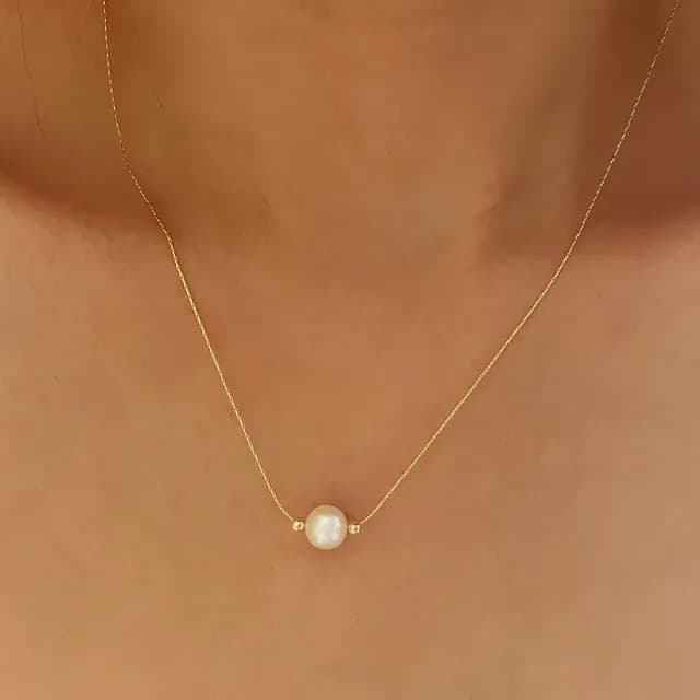 【CReAM】Ulima單顆大天然淡水白珍珠+二顆小珍珠金色金屬女項鍊(生日 禮物 送禮 禮盒)