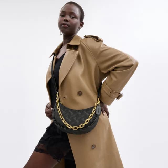 【COACH】蔻馳官方直營 MIRA馬車圖案印花單肩手袋 單肩包 肩背包-B4/松露色 黑色(CM584)