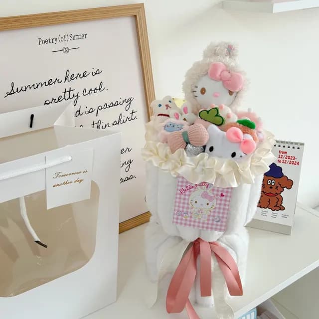 【天使愛美麗】卡通玩偶花束 公仔毛絨花束創意禮物(生日 情人節 母親節 教師節 畢業 婚禮)