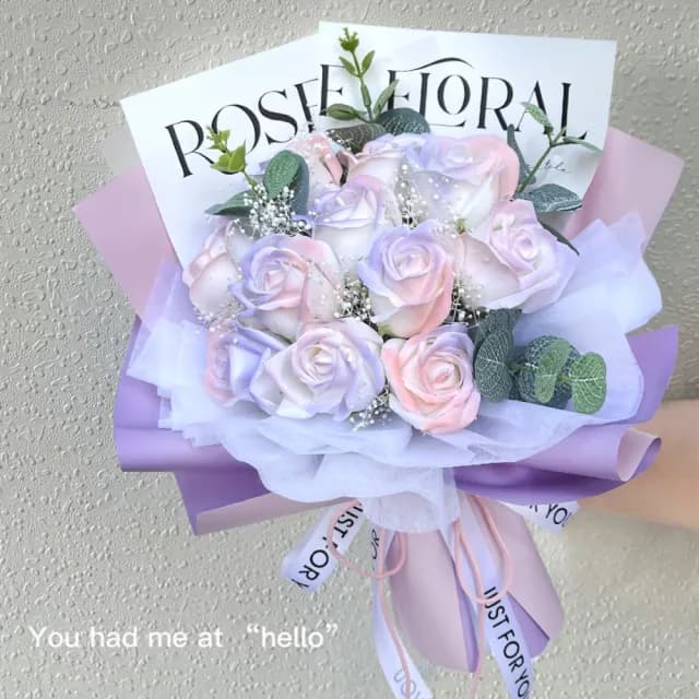 【碎冰藍】不凋花 仿真玫瑰花束 香皂花束 永生花(情人節 生日禮物 送女孩 畢業花束 交換禮物 教師節)