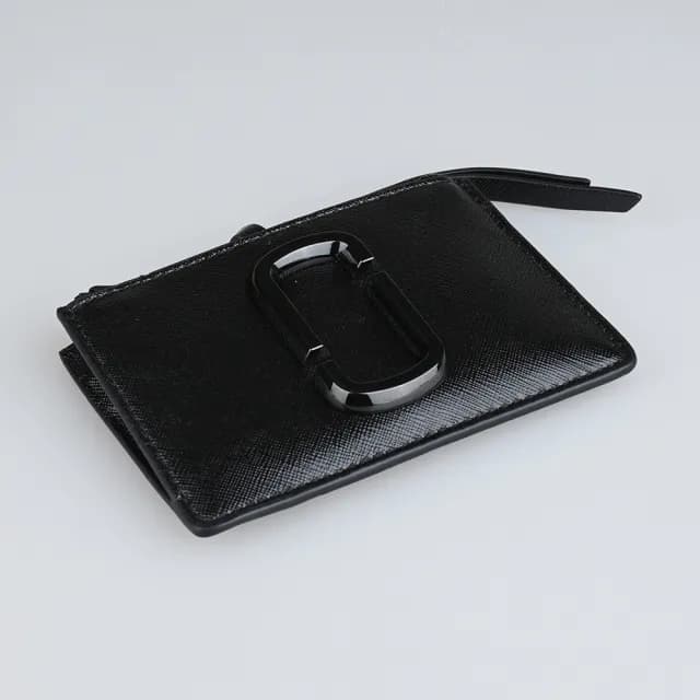 【MARC JACOBS】MARC JACOBS SNAPSHOT DTM經典雙J黑字LOGO防刮牛皮設計2卡拉鍊卡片零錢包(黑)