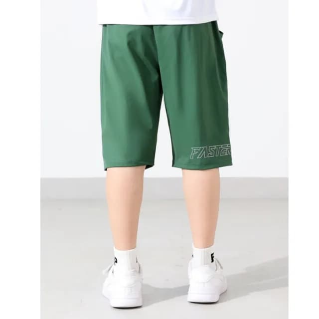 【橘魔法】大童 冰絲涼感銀字母短褲(運動褲 褲子 中褲 五分褲 速乾 快乾 男童 兒童 童裝)