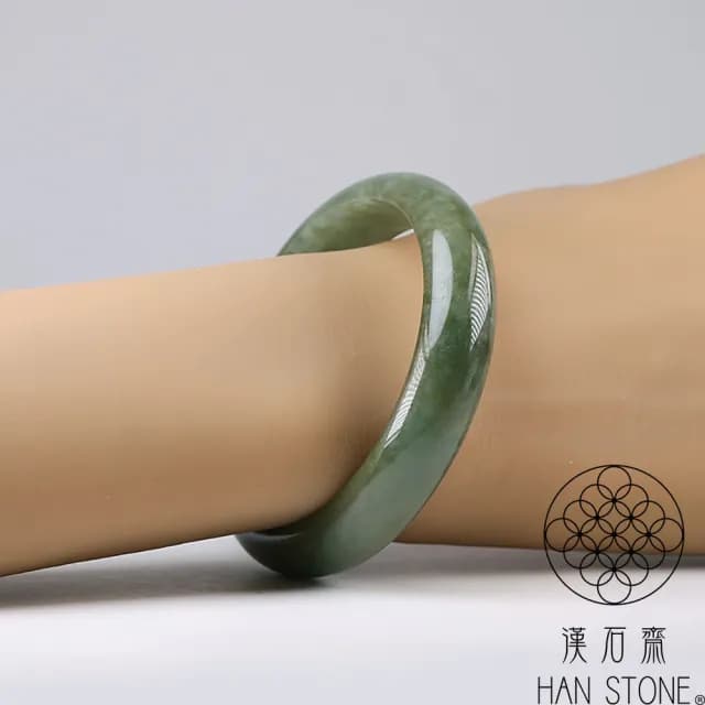 【漢石齋】情人節禮物 天然翡翠A貨 手鐲玉鐲 飄花種(手圍17.8/版寬13.7mm)