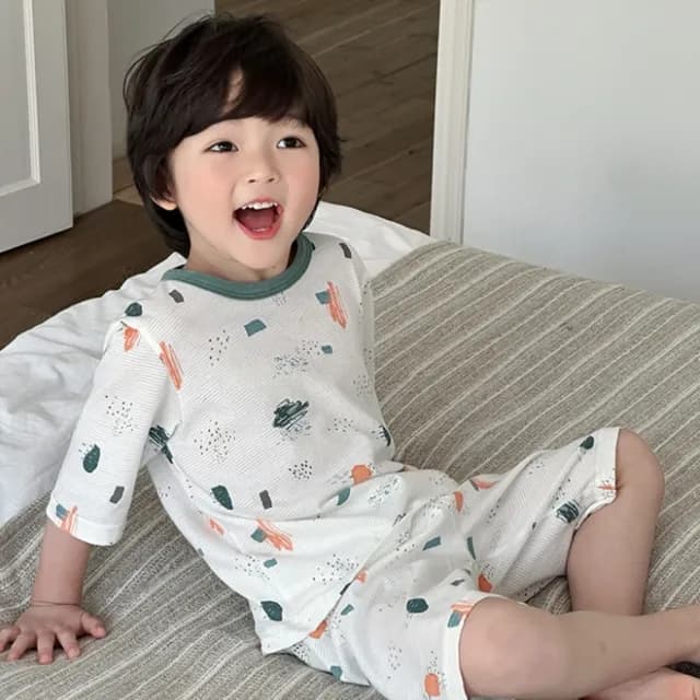 【橘魔法】恐龍 汽車多彩滿印居家服套裝(短袖上衣 短褲 褲子 睡衣 居家服 男童 女童 兒童 童裝)