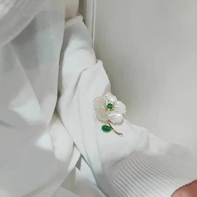 【Penny珮妮】天然貝殼金綠玉髓花朵胸針別針絲巾扣(母親節 送女友 交換禮物 生日 情人節 尾牙 新年 結婚)