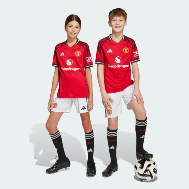 【adidas 愛迪達】曼聯 主場運動短褲 吸濕排汗 足球 童裝 JP3017