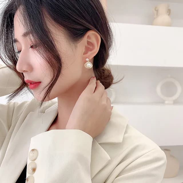 【Aphrodite 愛芙晶鑽】S925銀針耳環 美鑽耳環/S925銀針微鑲美鑽天然珍珠造型耳環(2色任選)