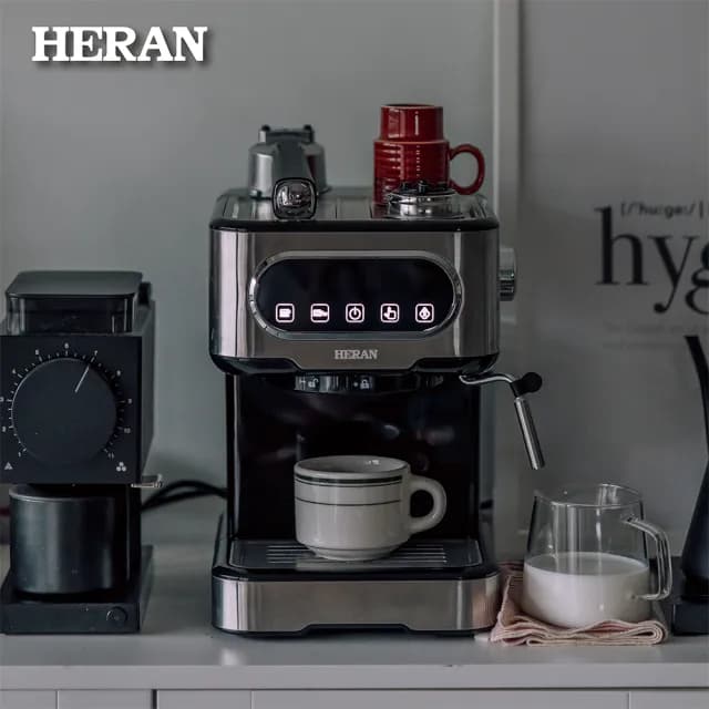 【HERAN 禾聯 官方直營】LED微電腦觸控半自動義式咖啡機(15Bar萃取奶泡 HCM-15XBE10)