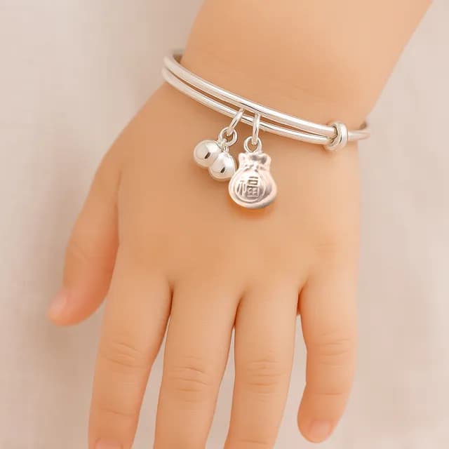 【珠兒綠】999純銀 福袋兒童搖鈴祝福手鐲  開運 純銀手鐲手環 兒童尺寸 彌月禮物(附高級禮盒禮袋)