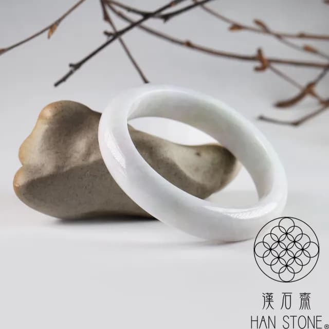 【漢石齋】情人節禮物 天然翡翠A貨 手鐲玉鐲 春帶彩種 福 利 品(手圍18.6/版寬14.6mm)