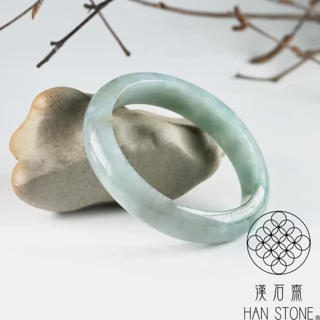 【漢石齋】情人節禮物 天然翡翠A貨 手鐲玉鐲 飄花種帶黃翡 福 利 品(手圍17.8/版寬13mm)