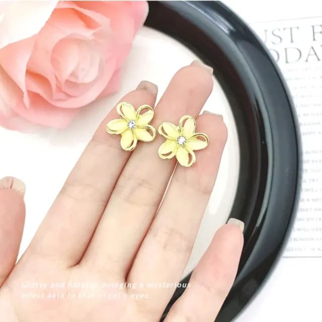 【韓式小花】貓眼石花朵耳環1對(設計 耳墜 耳飾 耳針 耳釘 首飾 垂墜耳環 情人節 送禮物)