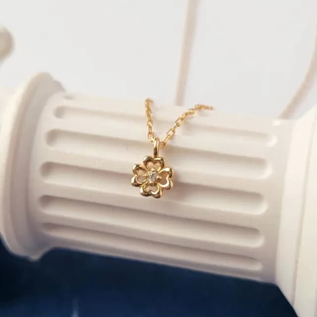 【me.luxe】K10黃K幸運草1分鑽項鍊-K金/鑽石  生日/情人節禮物(日系輕珠寶/送禮首選)