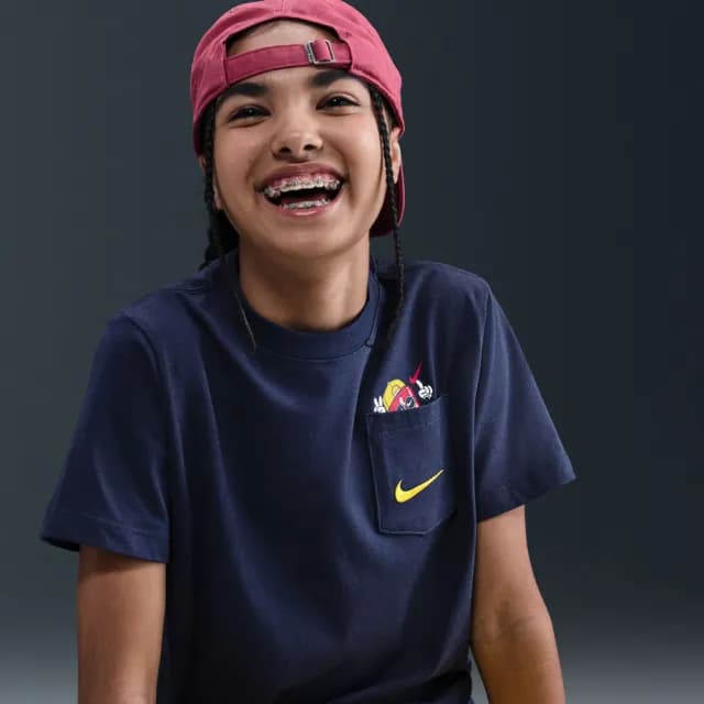【NIKE 耐吉】短袖上衣 童裝 大童 男女童 K NSW TEE BOXY PKT 藍 HV5225-410