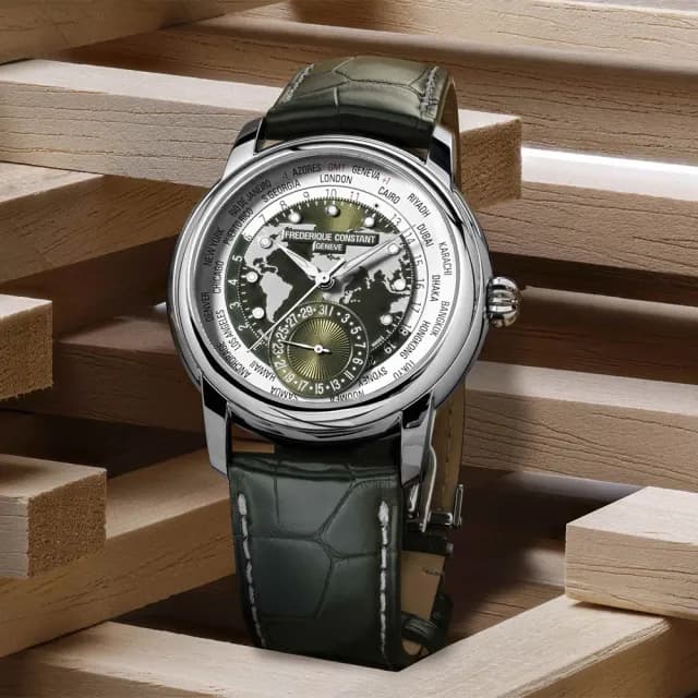 【CONSTANT 康斯登】Highlife 限量 世界時區自製機芯機械錶-森林綠 禮物 送禮 推薦(FC-718KWM4H6)
