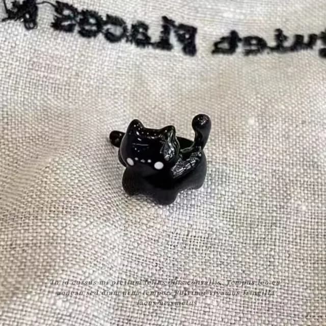 【小確幸】日系奶奶小黑貓精緻耳骨夾(無耳洞可 耳夾式耳環 耳飾 禮物)