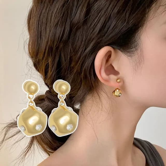 【清新奢華】高級感金球耳環1對(耳飾 耳墜 飾品 耳針 耳釘 首飾 垂墜耳環 情人節 禮物)