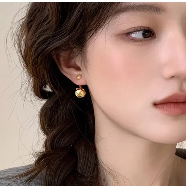 【清新奢華】高級感金球耳環1對(耳飾 耳墜 飾品 耳針 耳釘 首飾 垂墜耳環 情人節 禮物)