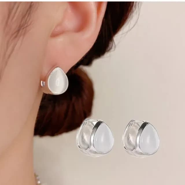 【穿搭配件】精美高級感水滴貓眼石耳環(清新甜美 耳飾 耳針 耳釘 通勤百搭)