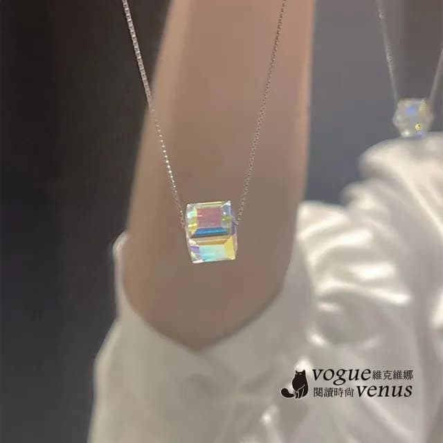 【維克維娜】幻彩方塊水晶925純銀項鍊