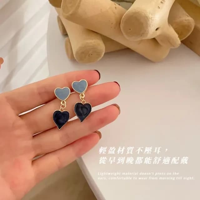 【小藍心】韓范ins風藍雙愛心耳環(耳針 耳釘 耳飾 穿搭配件 飾品 復古 洋裝)