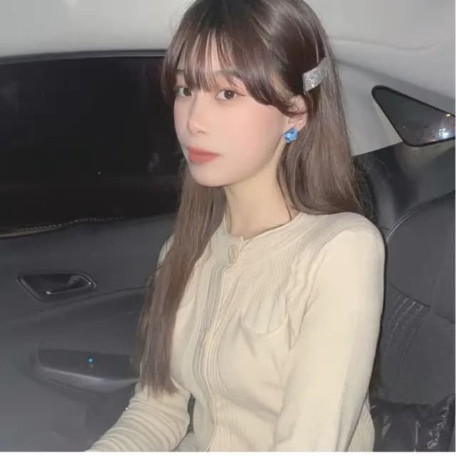 【蔚藍冰痕】波光粼粼清新冰藍方塊耳環(耳釘 耳針 耳飾 飾品 不規則 穿搭配件)