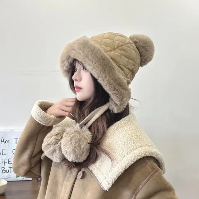 【小臉神帽】韓系冬季加絨護耳球球毛帽(毛球針織 保暖 聖誕交換禮物 毛線帽 防寒帽 防風帽 穿搭配件)