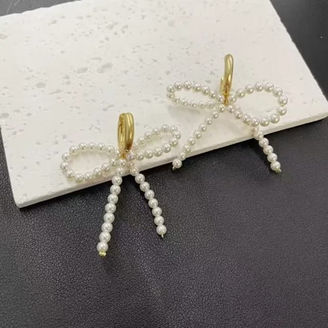 【精緻時尚】百搭清新珍珠蝴蝶結耳環(通勤日常可 耳飾 飾品 耳針 耳釘)