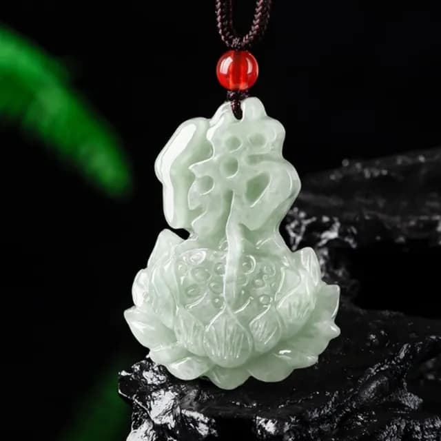 【Penny珮妮】A貨翡翠 佛牌蓮花 吊墜項鍊(母親節 父親節 情人節 生日禮物 交換禮物 新婚 新年 尾牙)