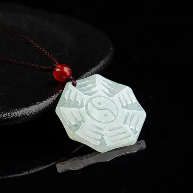 【Penny珮妮】A貨翡翠 五行八卦 吊墜項鍊(母親節 父親節 情人節 生日禮物 交換禮物 結婚 新年 尾牙)