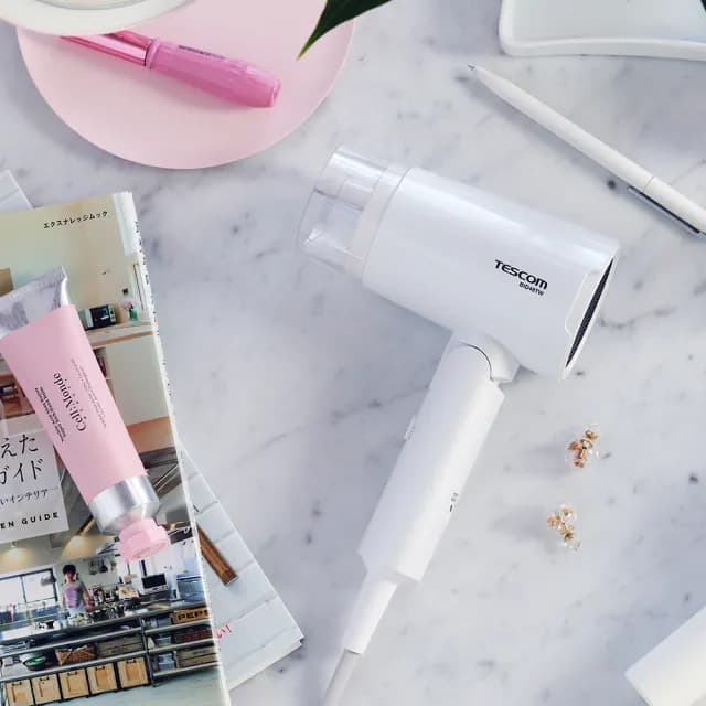 【TESCOM】輕量雙電壓負離子吹風機(BID48TW)