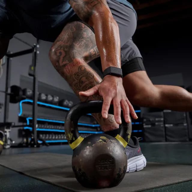 【Amazfit 華米】Helio 智慧手環(身體電量/ 27種力量訓練自動識別/24小時即時心率監測)