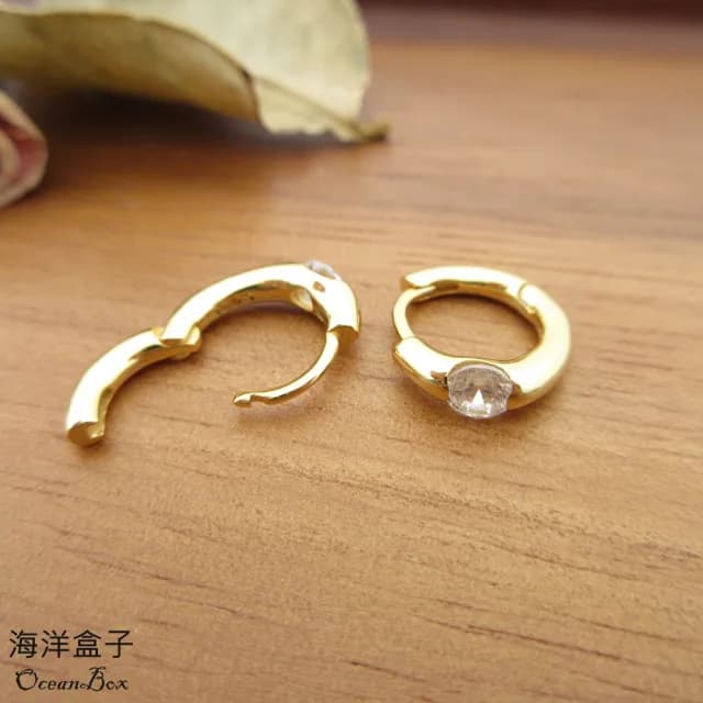 【海洋盒子】經典簡約亮面金色.白金單鑽針式925純銀易扣耳環(外鍍專櫃級正白K.精緻鍍金.圈圈耳