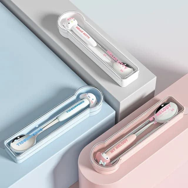 【SANRIO 三麗鷗】304不鏽鋼便攜筷子湯匙環保餐具組 附收納盒(酷洛米/美樂蒂/凱蒂貓/大耳狗)