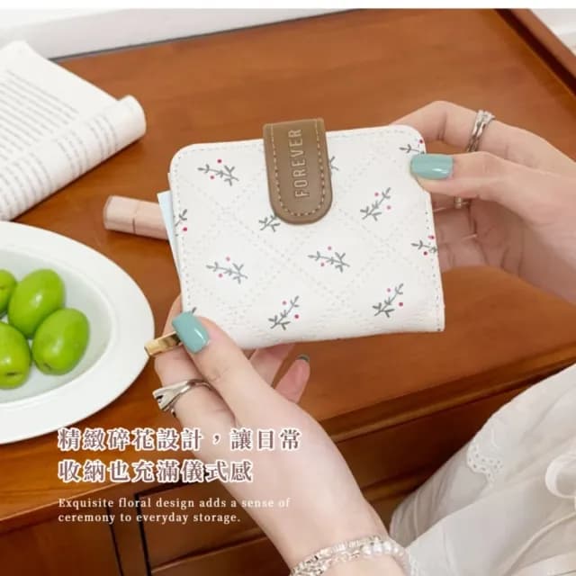 【印花wallet】碎花短夾零錢包(韓版 兩折 多卡槽 多卡位 女夾 女皮夾 女錢包 零錢袋 女士 氣質)