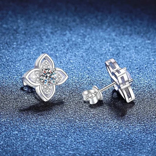 【巴黎精品】現貨+預購 頂級莫桑鑽石耳環925純銀耳環女耳針銀飾情人節禮物(1克拉四葉草耳飾女飾品a1kv22)