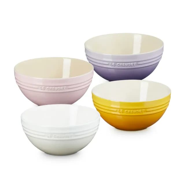 【Le Creuset】瓷器麵碗17cm(雪紡粉/藍鈴紫/杏桃黃/蛋白霜 4色選1)