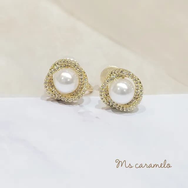 【Ms caramelo 焦糖小姐】夾式耳環 貝珠K黃 鋯石耳環(鋯石耳環)