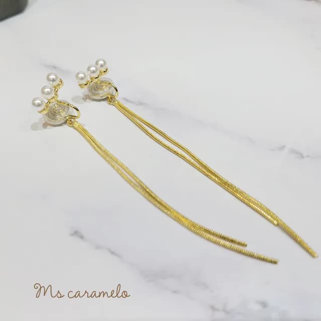 【Ms caramelo 焦糖小姐】夾式耳環K黃 貝珠流蘇耳環(鋯石耳環)